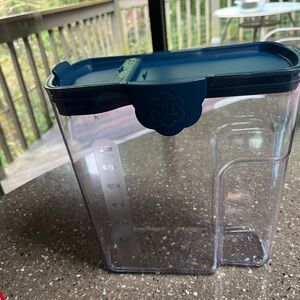 Princess House Blue Plastic Food Storage Canister with Airtight Lid